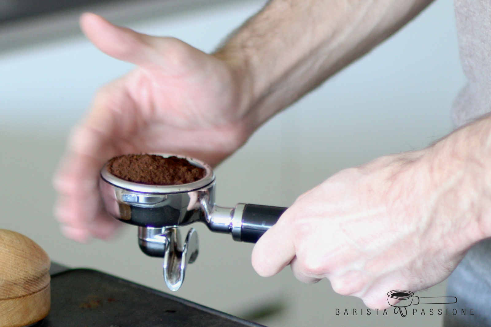 Mit dem Mahlgut Dozer zum perfekten EspressoShot Espresso Leveler