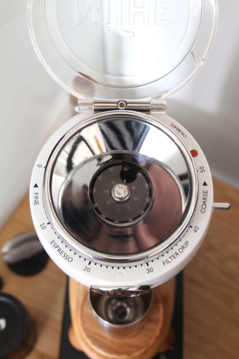 OXO Brew Kaffeemühle Konisch - Edelstahl Mahlwerk 15 Stufen Mattschwarz